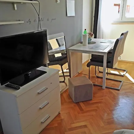 Sea View Studio - Apartment